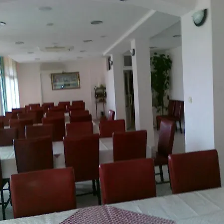 Porta Motel 3*